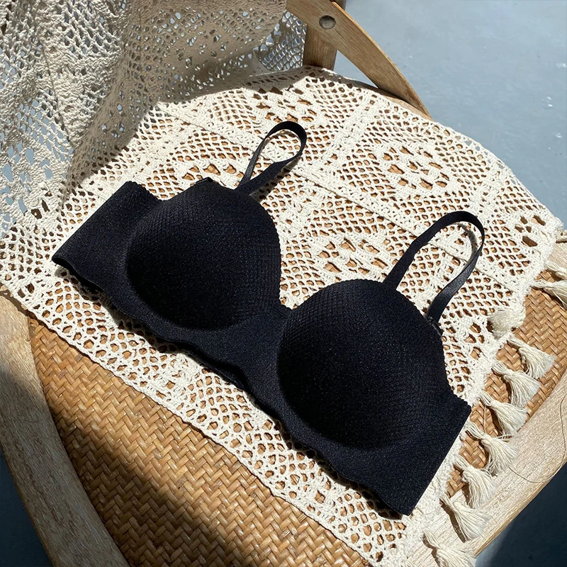 Trending Now! Korea's #1 Comfortable Breathable Seamless Bra